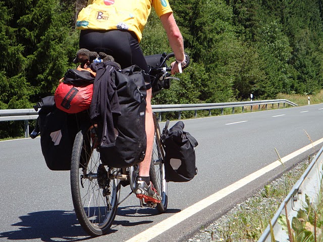 Nine thousand miles to India on a steel-framed bicycle called Shirley