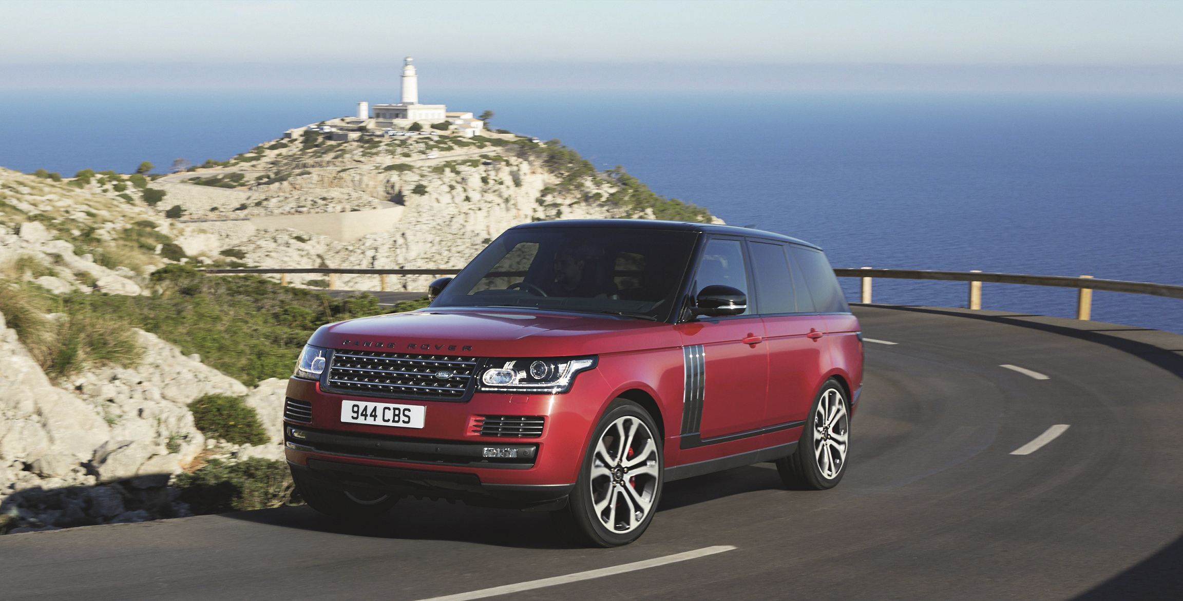 Check out the new Range Rover SVAutobiography Dynamic