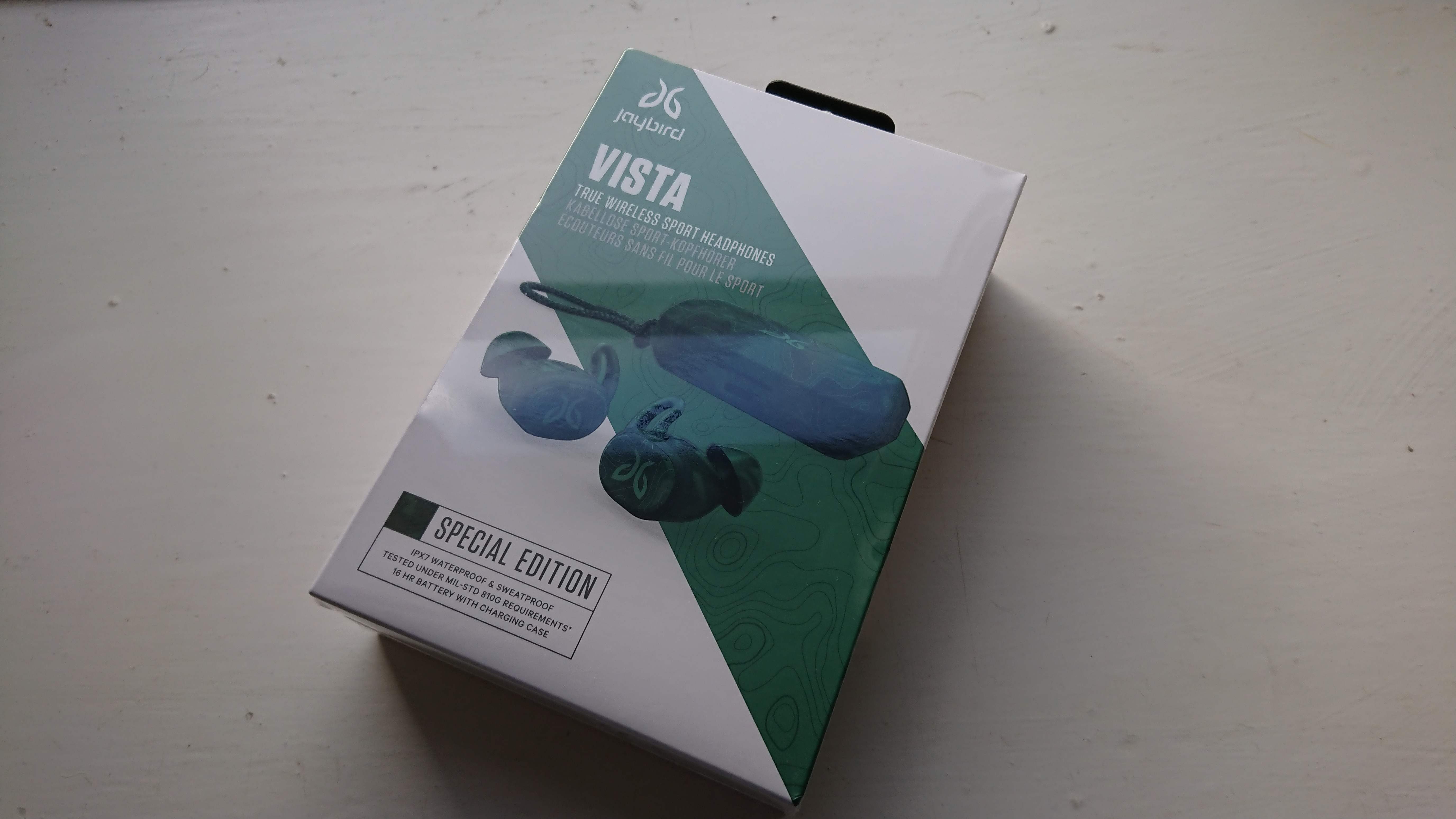 Special Edition Vista earbuds are coloured adventure-green