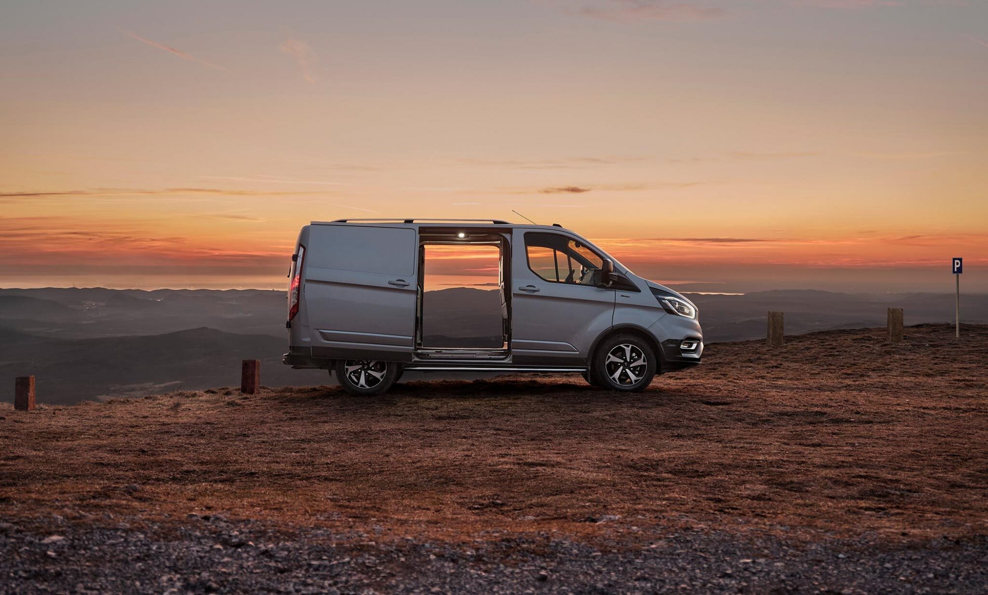 Transit Active New Transit Custom Active paves the way for van life – Adventure 52