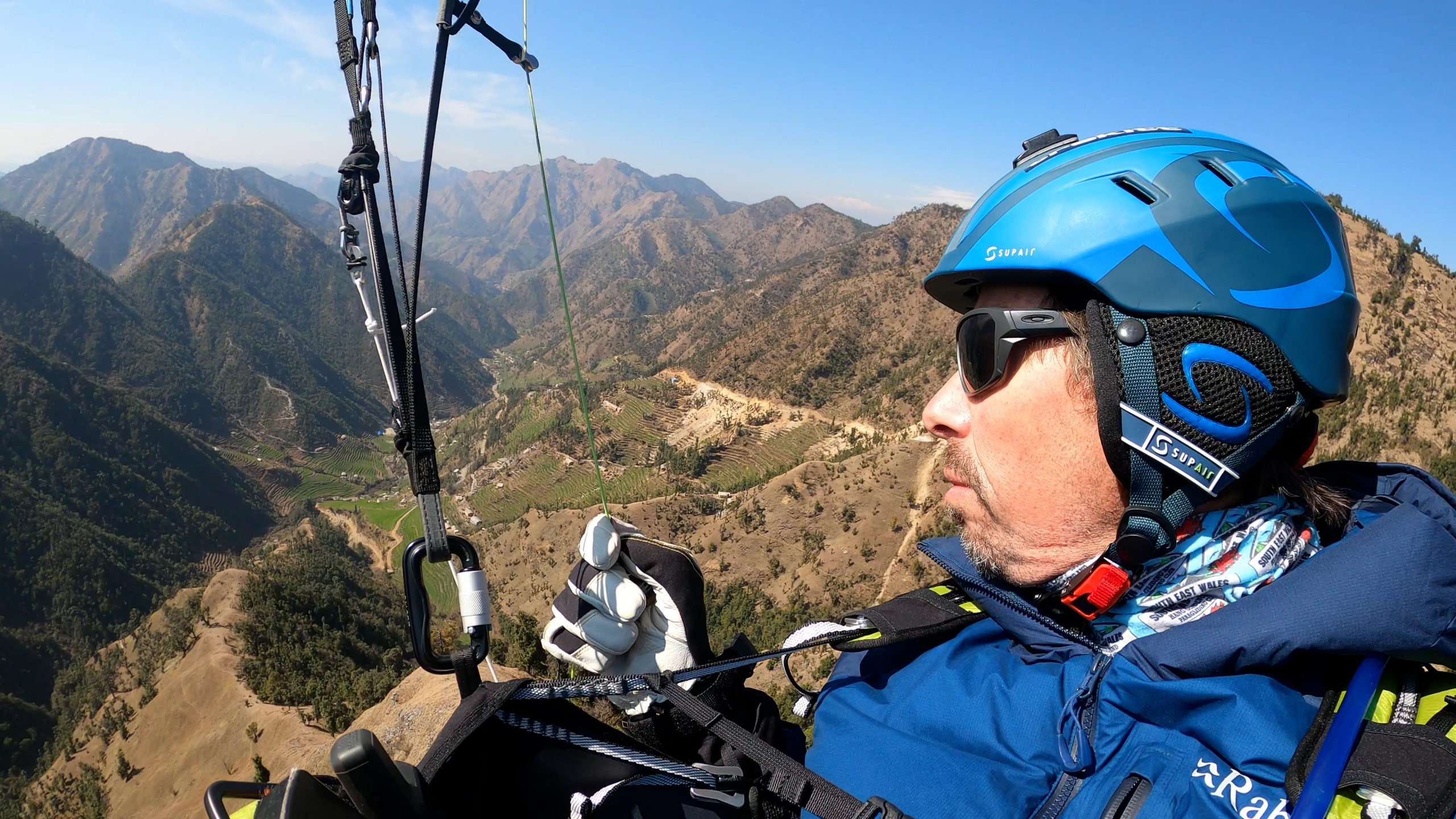 Steven Mackintosh’s solo paragliding traverse of Nepal