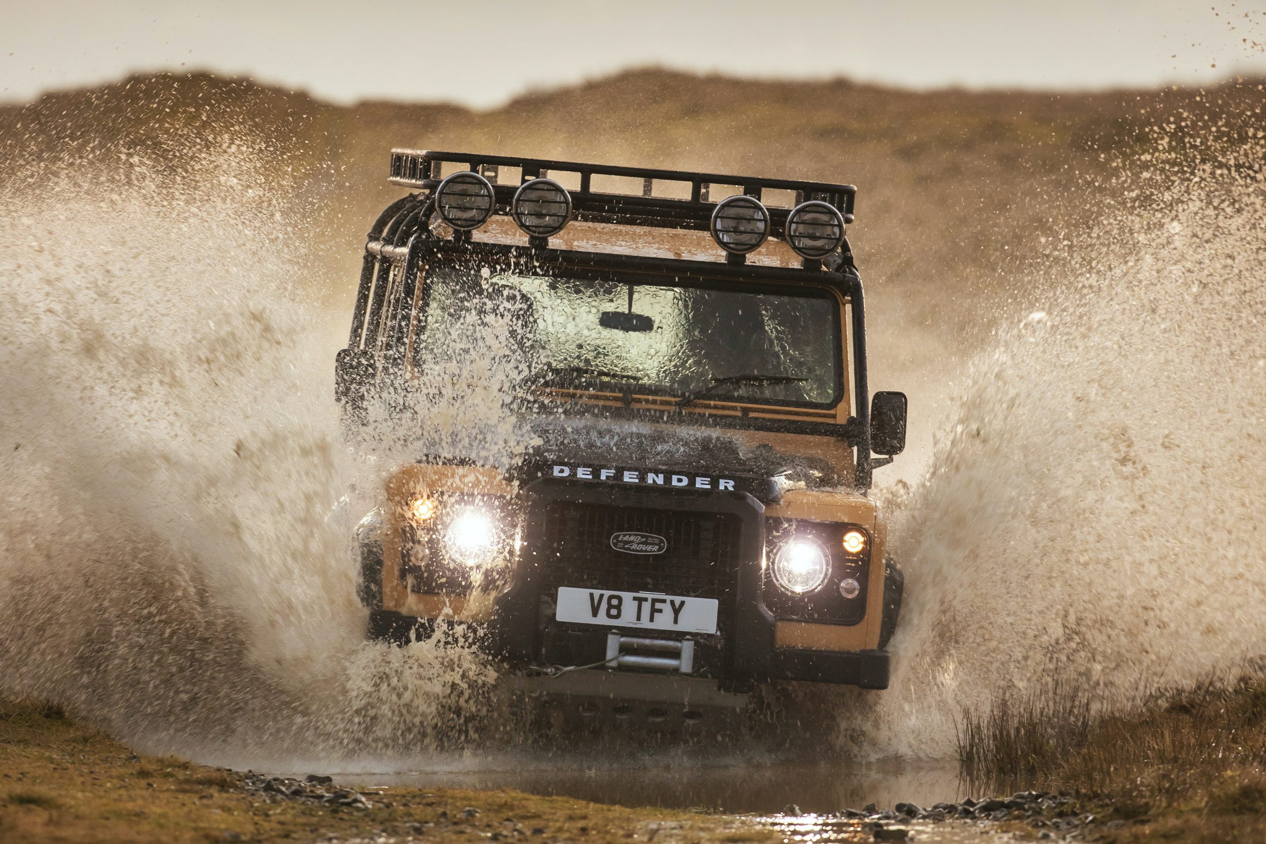 25 limited-edition V8 Trophy Defender cars to be built