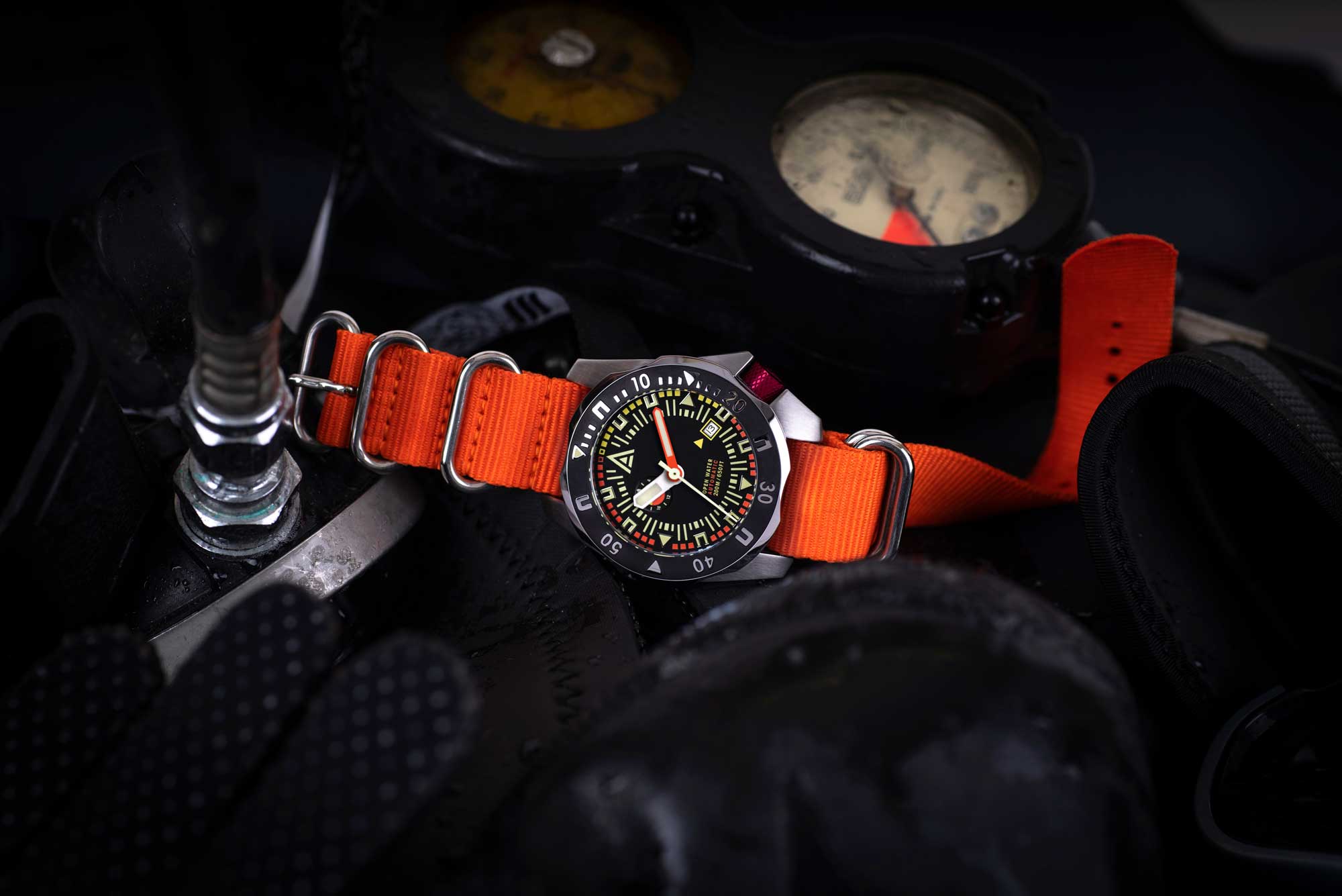 Diving-inspired N°1973 watch from W.T. Author