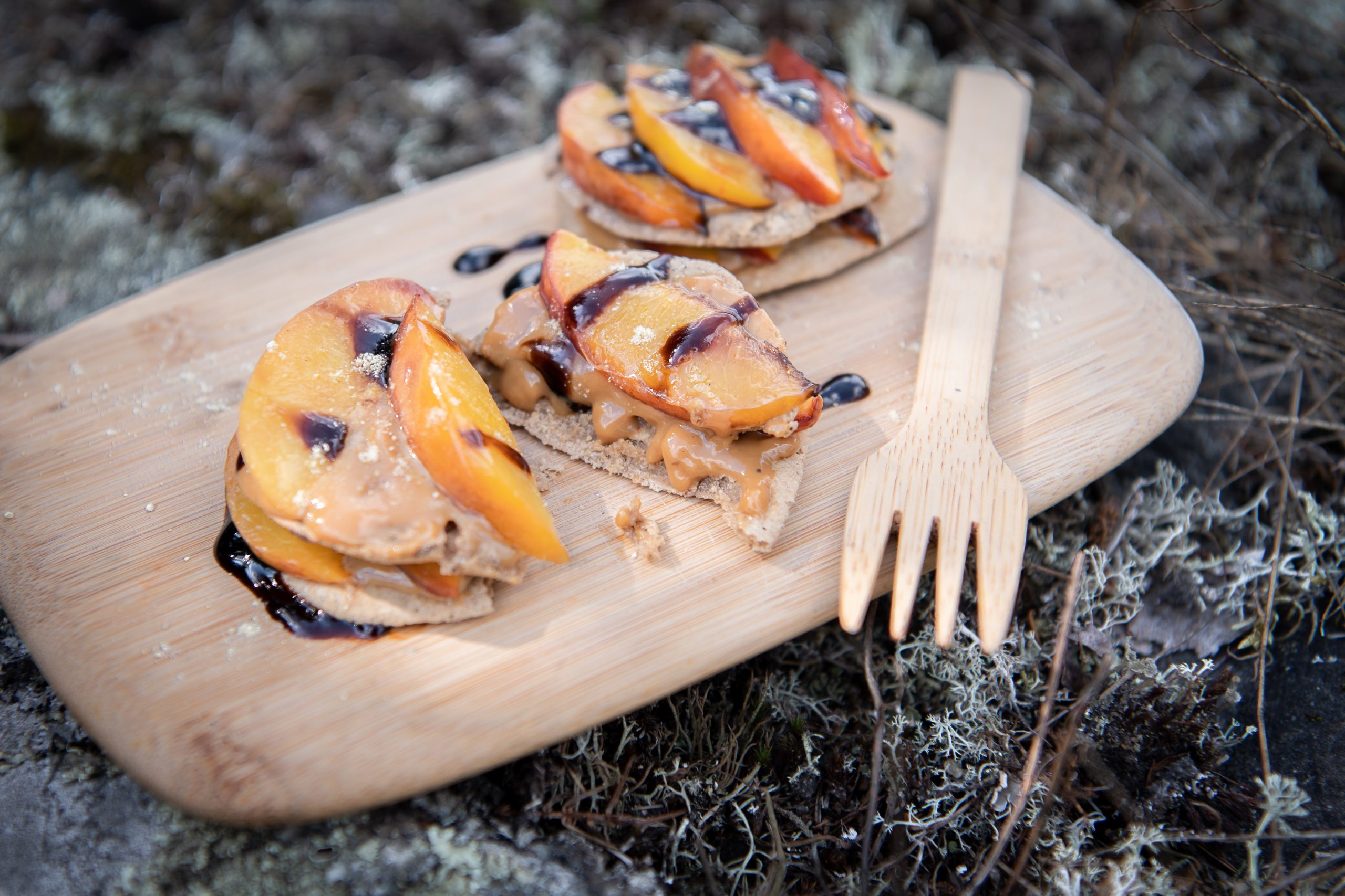 Caramelised nectarines, rough oat cakes with dulce de leche, blueberry balsamic