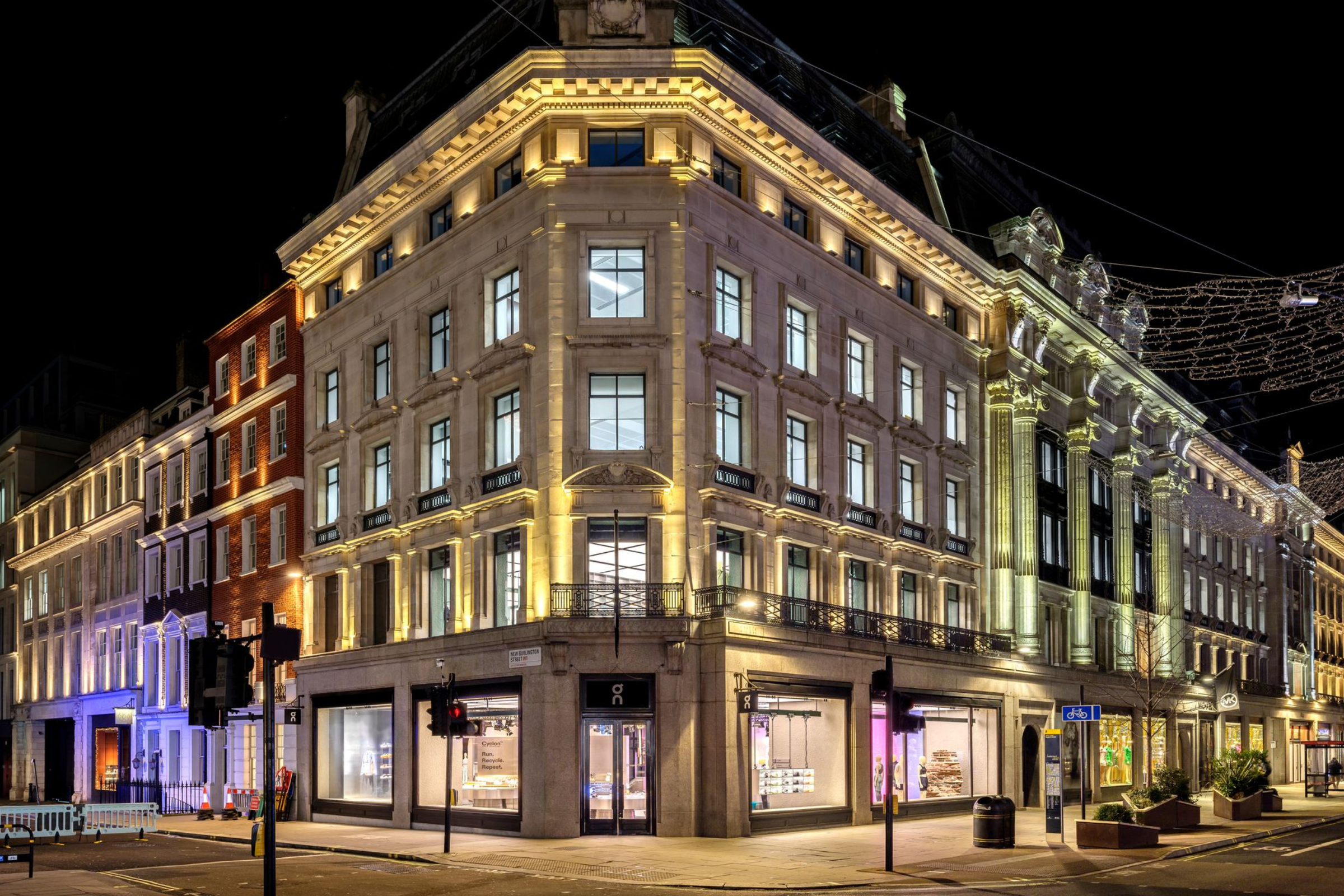 On opens its first UK flagship store on Regent Street